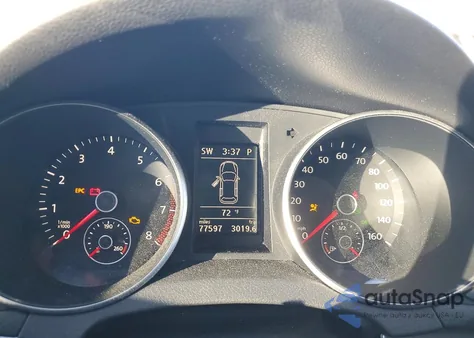 2012 Volkswagen Golf z USA, uszkodzony, nr VIN WVWDB7AJ6CW211894